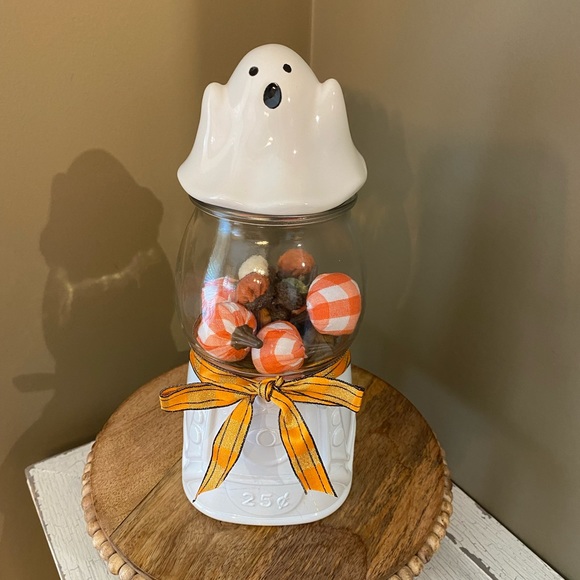 Gum Ball Machine Glass and Metal ! Top comes of ! - Picture 5 of 5